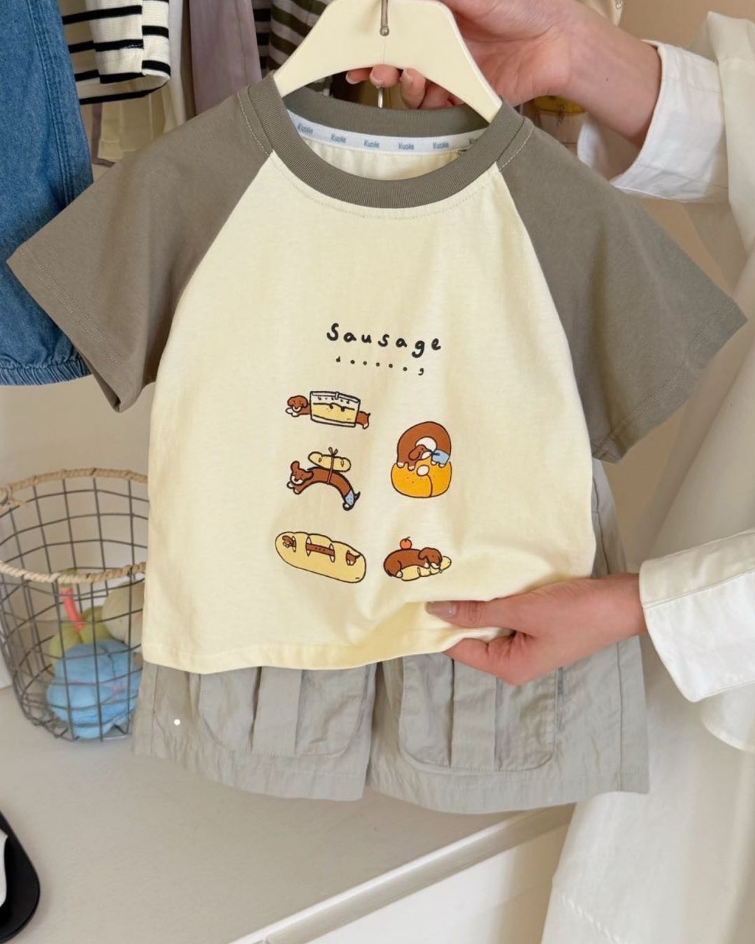 Sausage Dog Bread Tee