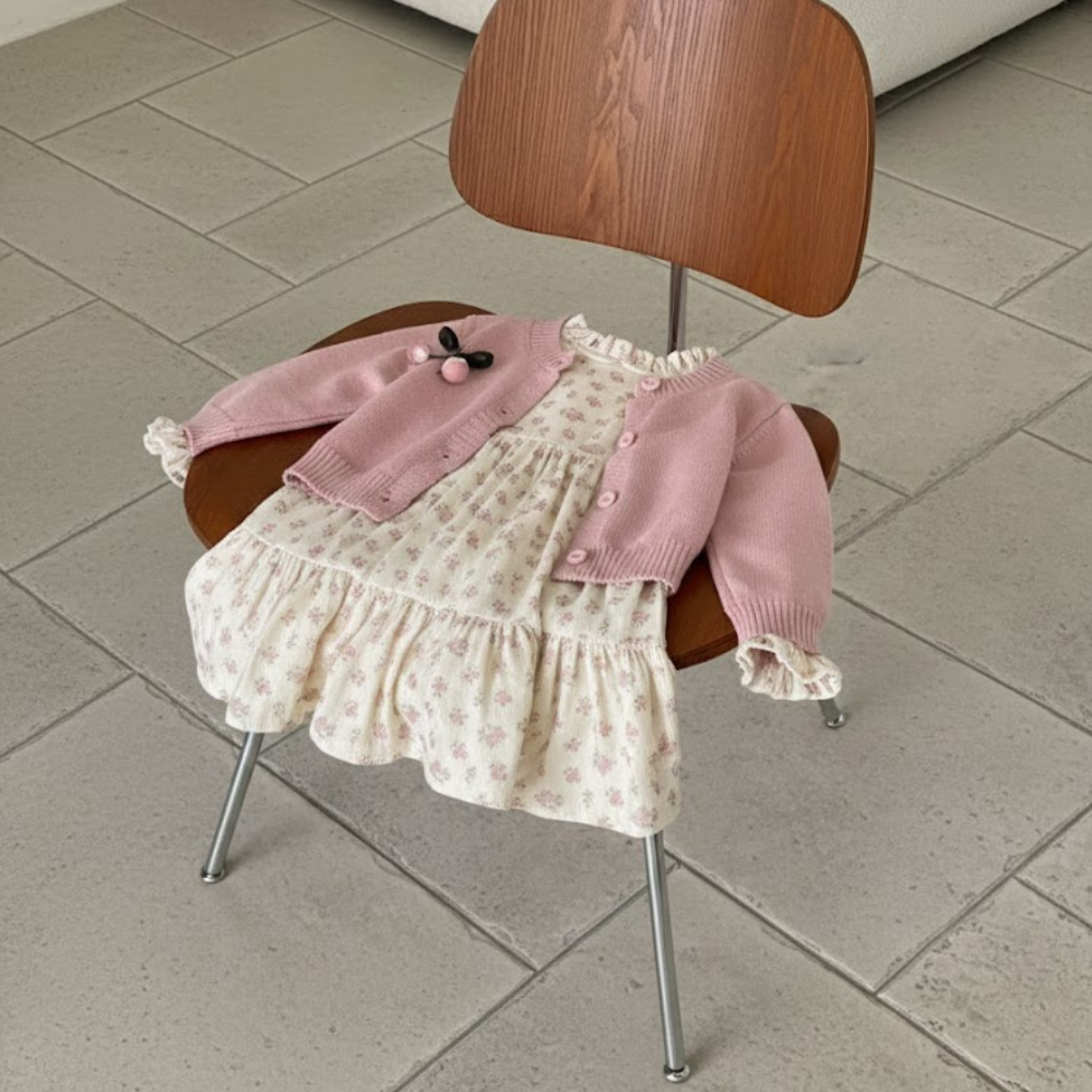 鄉村花卉連身裙和針織開襟衫套裝