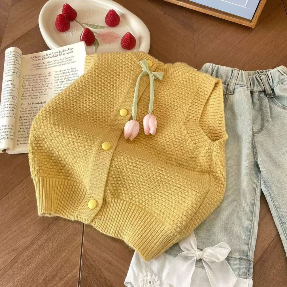 Tulip Knit Vest